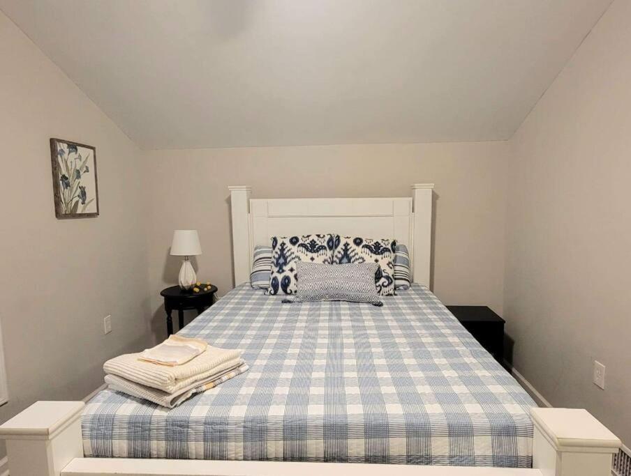 Вілла Refreshed!! Private 4Brms 2 Bath - 2 King Beds!! Смирна Екстер'єр фото